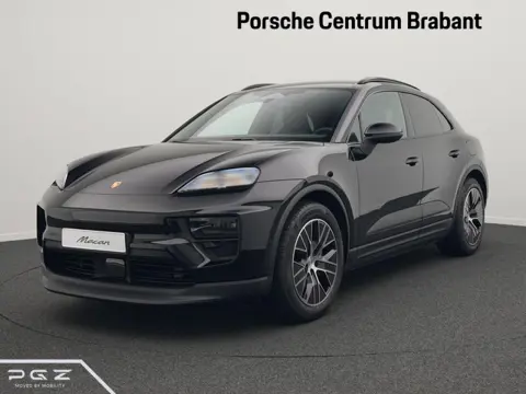 Porsche Macan 4