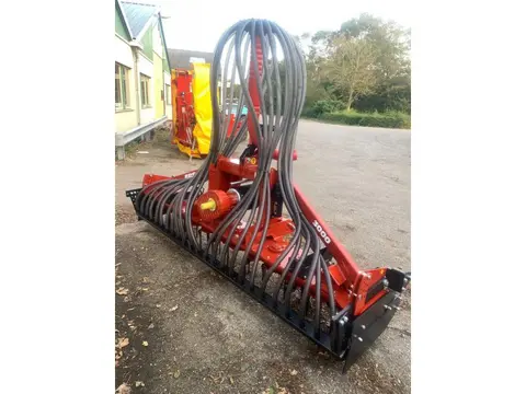 Gramegna rotoreg met zaaiinstallatie