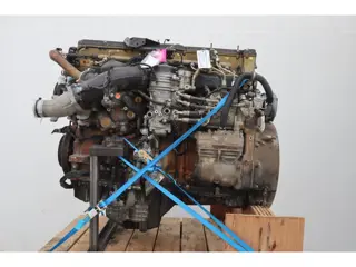 Mercedes-Benz OM470LA + NOK EURO6C 400PS (bj 2016)