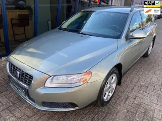 Volvo V70 2.5T Kinetic 200PK YOUNGTIMER