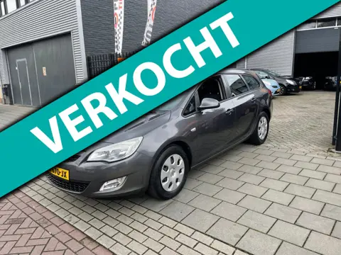 Opel Astra Sports Tourer 1.7 CDTi Cosmo Trekhaak Navi Airco NAP APK