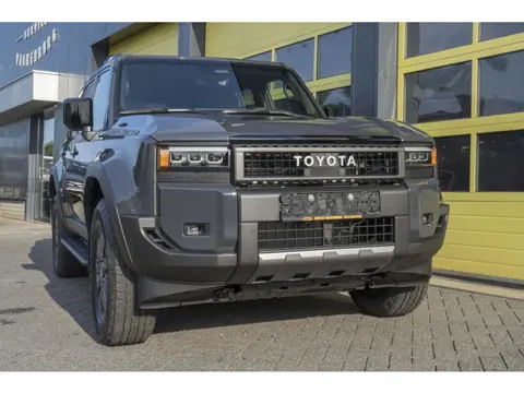 Toyota Land Cruiser Premium 2.4 Hybrid I-Force Max UNIEK!