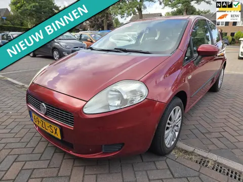 Fiat Grande Punto 1.4 Dynamic LEUKE AUTO RIJDT EN SCHAKELT GOED