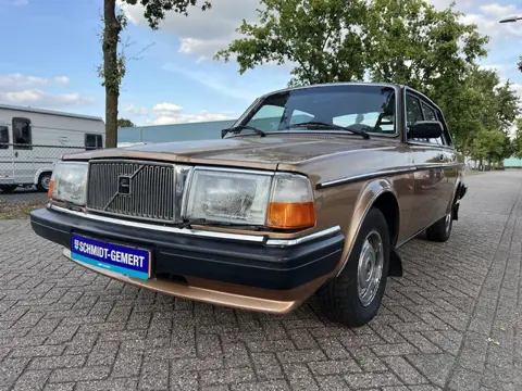 Volvo 264 GL Aut. belastingvrij gereviseerde motor