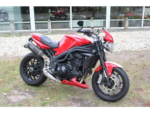 Triumph Speed Triple 1050  Speed triple 1050 515nj