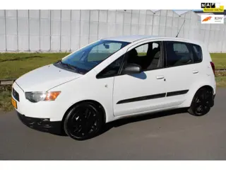 Mitsubishi Colt 1.1 Edition One 5 Drs met Airco