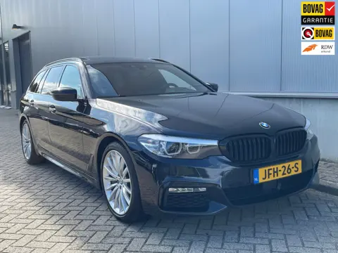 BMW 5-serie Touring 540i xDrive High Executive PanoramaDak / M-Sport