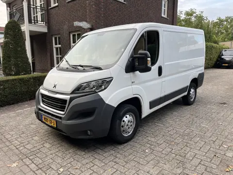 Peugeot Boxer 330 2.2 HDI L1H2XRDC (bj 2015)