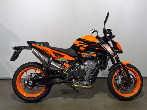 KTM 890 DUKE GP (bj 2025)