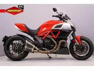 Ducati DIAVEL (bj 2012)