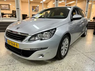 PEUGEOT 308 SW 1.2 TREKHAAK Navigatie ECC CRUISE / DAB RADIO