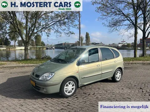 Renault Scénic 2.0-16V Expression * AIRCO *  APK * TREKHAAK * DISCOUNT COLLECTIE *