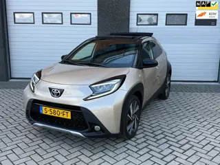 Toyota Aygo X 1.0 VVT-i S-CVT Envy AUTOMAAT/LED/CARPLAY/JBL