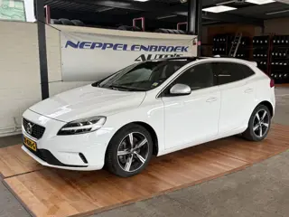 Volvo V40 1.5 T3 Polar+ Sport (bj 2019, automaat)