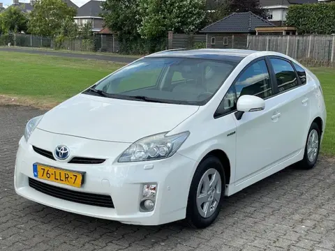 TOYOTA PRIUS VERKOCHT! 1.8 Business/ Pano/ Solar/ Navi/ Leer/ Cruise/ Camera/ Xenon