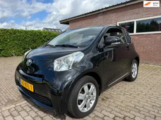 Toyota IQ 1.0 VVTi Black Edition APK 31-7-2026 Airco lmv cd aux