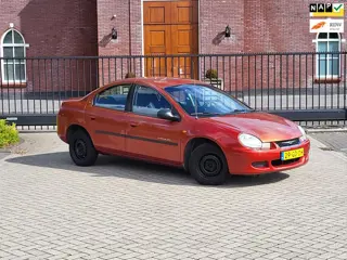 Chrysler Neon 2.0i-16V SE / Automaat / Airco / Nap