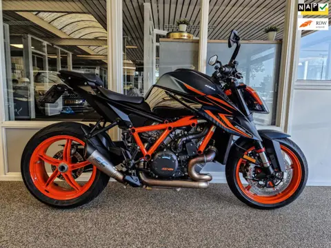 KTM Superduke 1290 R Tech Pack SC-Project