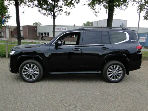 Toyota Landcruiser 300 Grijs kenteken Ombouw