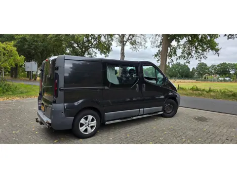 Opel Vivaro 1.9 DI L1H1 DC