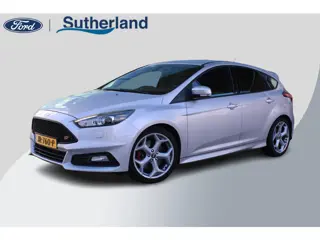 Ford Focus 2.0 ST-3 | Navigatie | Cruise Control | BLIS | Climate Control | Camera | Bluetooth Carki