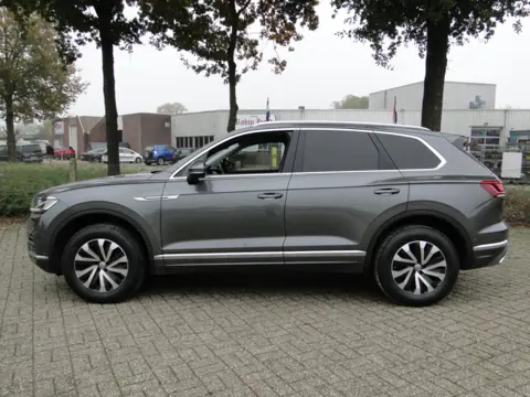 Volkswagen Touareg Grijs Kenteken Ombouw