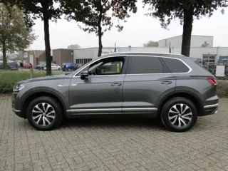 Volkswagen Touareg Grijs Kenteken Ombouw