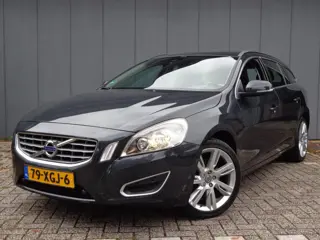 Volvo V60 1.6 T3 Momentum Echte DealerAuto&Onderhoud