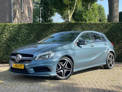 Mercedes-Benz A-klasse 250 Sport|Carplay | AMG |