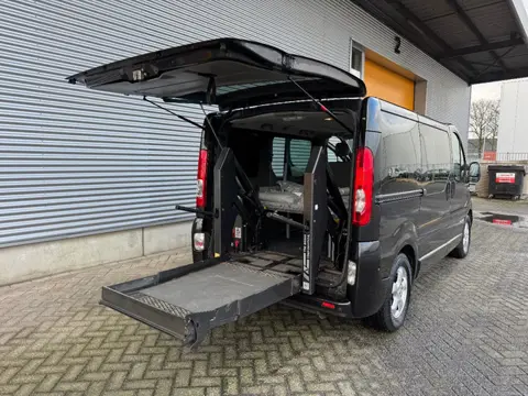 Renault Trafic 2.5 dCi T29 L1H1 150PK Aut. Rollstuhl Lift / Rolstoel Lift
