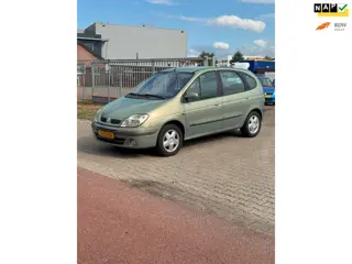 Renault Scénic 2.0-16V Expression Sport