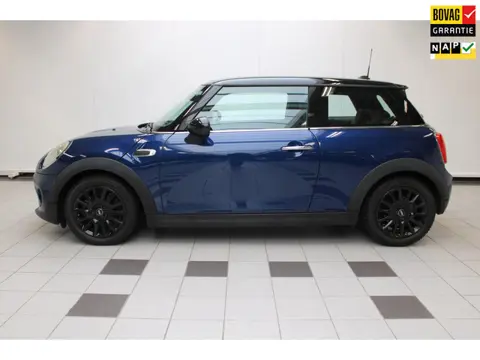 Mini Mini 1.5 Cooper First Born Edition - PDC, HUD, Drive Excitement en NAP