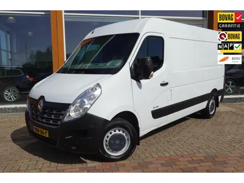 Renault Master T33 2.3 dCi L2H2