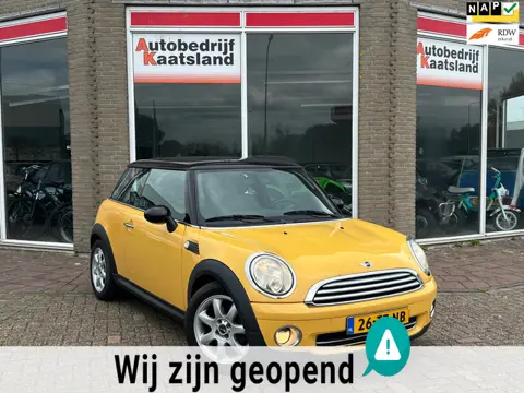 Mini Mini 1.6 Cooper Chili - Leder - Pano - Clima - 2007