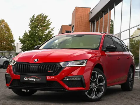 Škoda Octavia Combi 1.4 TSI 245pk RS iV PHEV Pano Head-Up Canton Elektr. RS-Zetels ACC 19-Inch Keyle