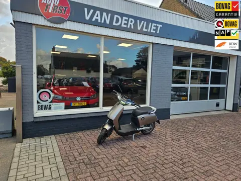 Super SOCO Snorscooter CPx