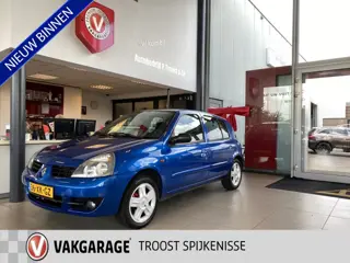 Renault Clio 1.2-16V Campus,5Deurs,5Zits,Airco,Elektrischpakket,Stuurbekrachting,Centraledeurvergren