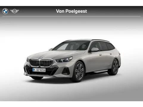 BMW 5 Serie Touring 520i | M Sport | Travel Pack | Comfort Pack | Trekhaak