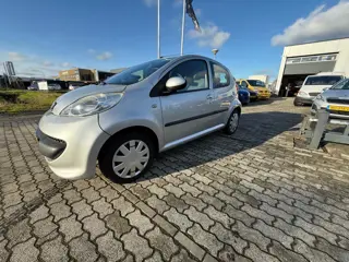 Peugeot 107 1.0-12V XS