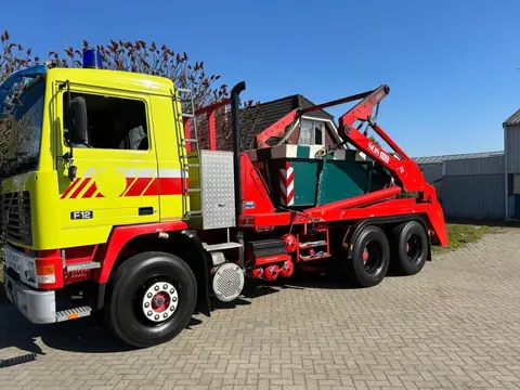 Volvo F12 Portaalauto brandweer