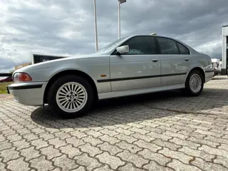 BMW 5-serie 523i young timer