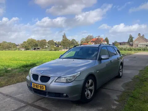 BMW 5 Serie Touring 525i Executive (bj 2005, automaat)