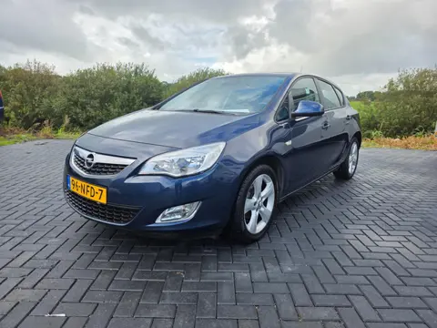 Opel Astra 1.4 Edition 2010 nieuwe APK!