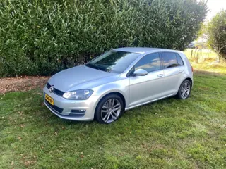 VOLKSWAGEN GOLF 7   Motor gereviseerd   6 VERSNELLINGEN 