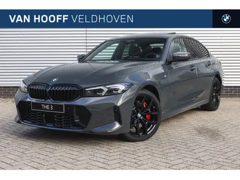BMW 3 Serie 330e High Executive M Sport Automaat / Schuif-kanteldak / Sportstoelen / Adaptieve LED /