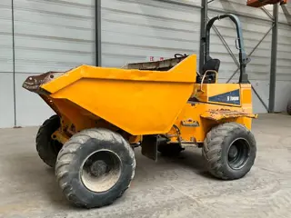 Thwaites 9 tonne (bj 2015)