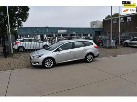 Ford Focus Wagon 1.0 Titanium