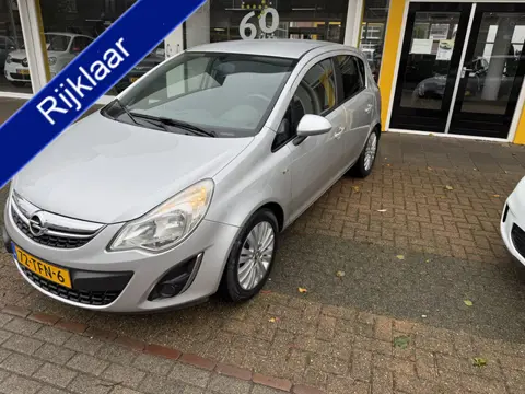 Opel Corsa 1.2-16V Cosmo AUTOMAAT NAVIGATIE TREKHAAK PARK.SENSOREN
