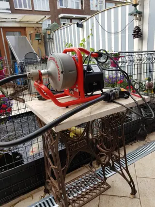 loodgieter wij komen wel direct!!