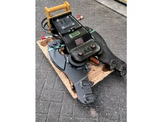 HÄNER Multi crusher S40 - 200 opname ( engcon , steelwist , enz ,enz )